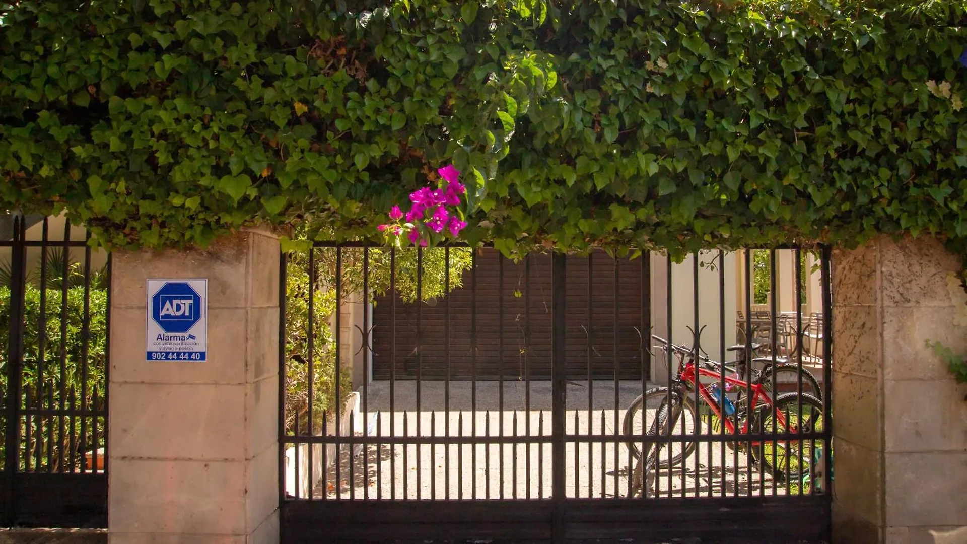 Sea Horse Oasis Apartment Playa de Muro  Spain